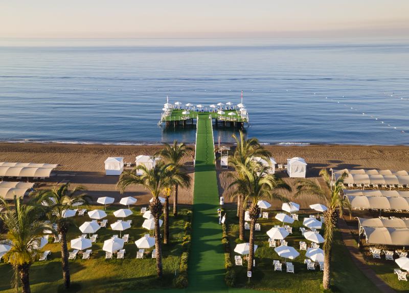 Miracle Resort Hotel