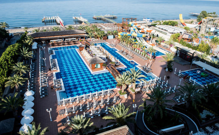 Hotel Quattro Beach Spa and Resort