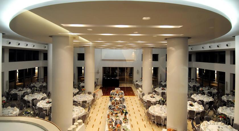 Lucy Beach Hotel
