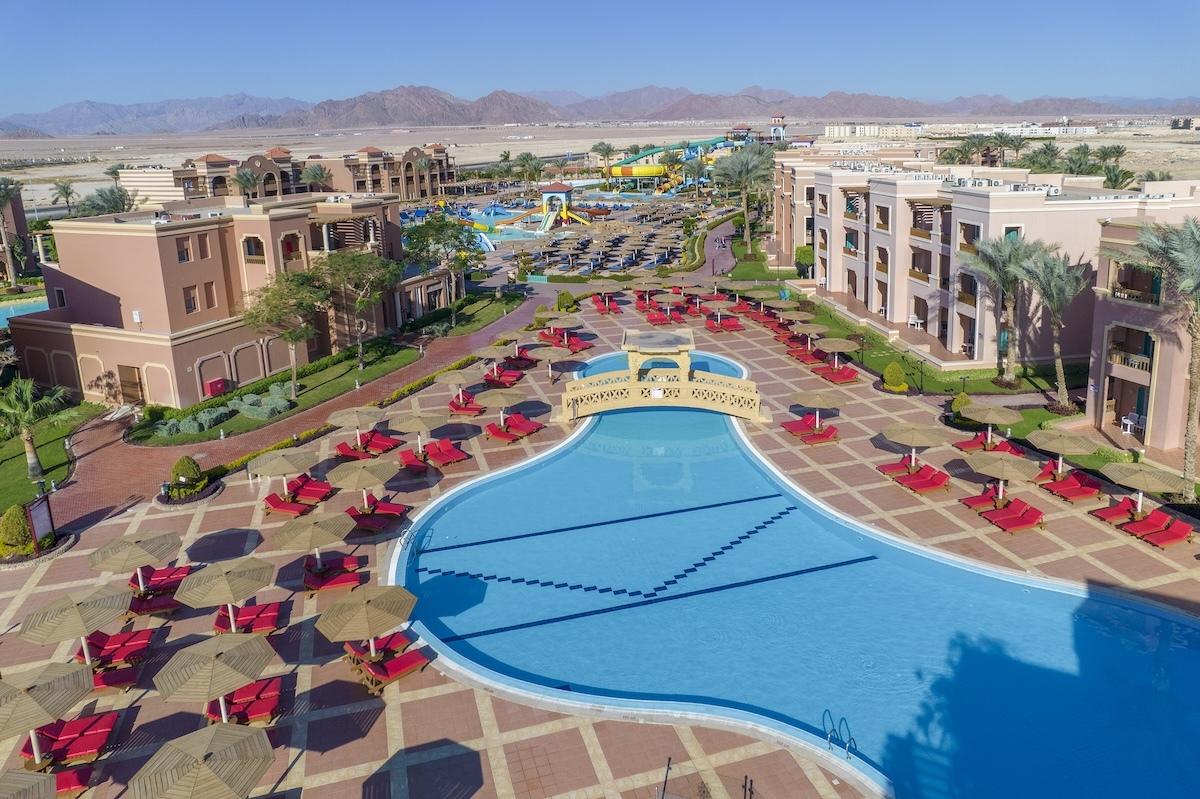 Hotel Charmillion Club Aqua Park