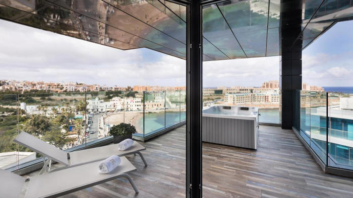 H Hotel and Spa