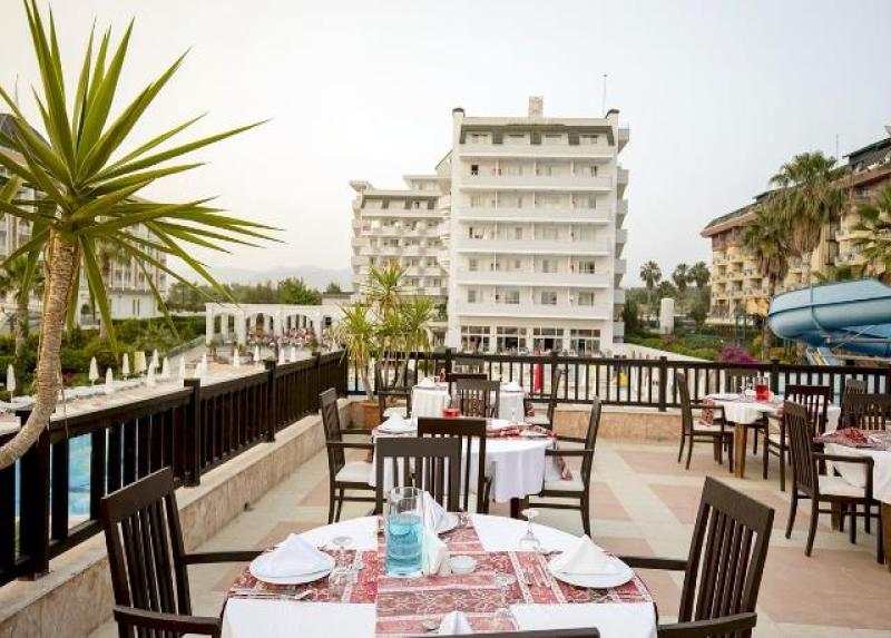 Holiday Garden Resort Hotel
