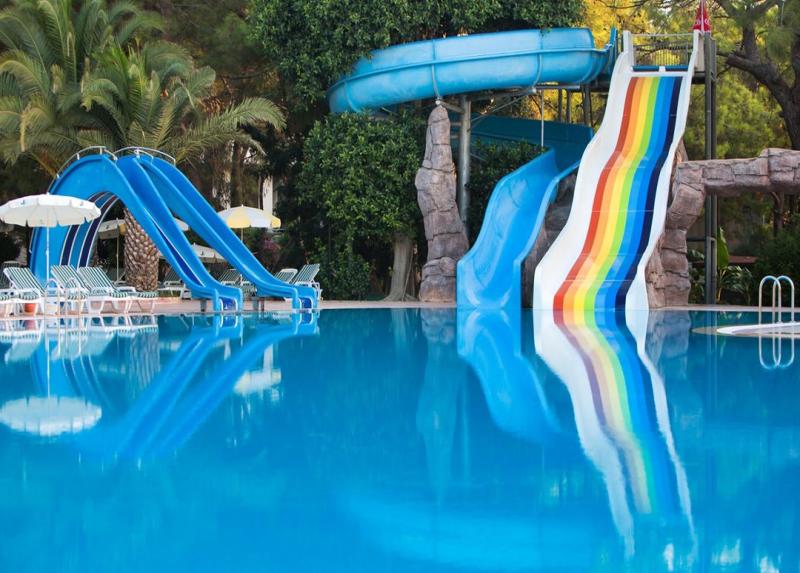 Fun & Sun Family Club Saphire Hotel