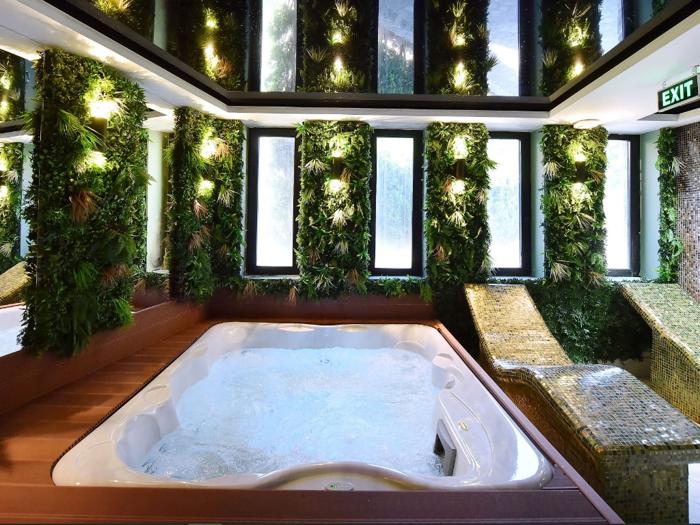 Dream House Hotel
