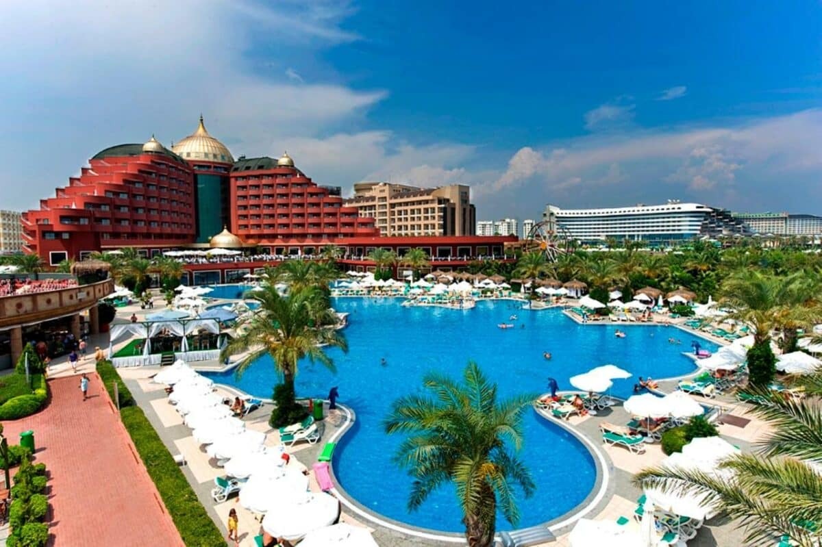 Delphin Palace
