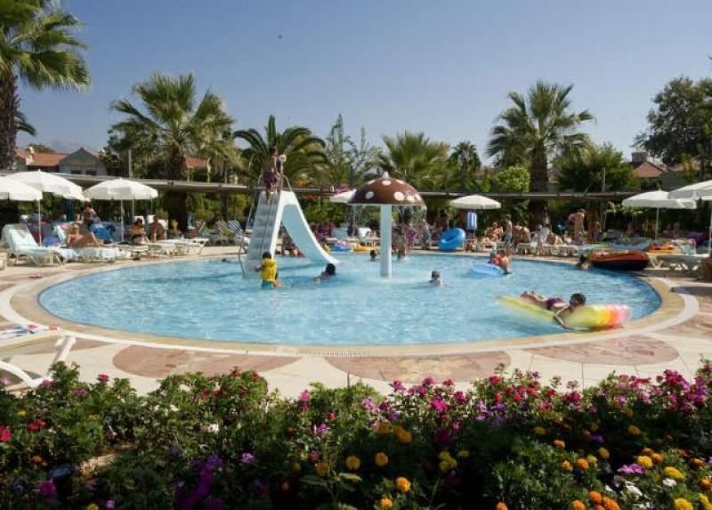Club Tuana Holiday Village