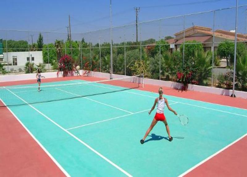 Nissiana Hotel & Bungalows Hotel