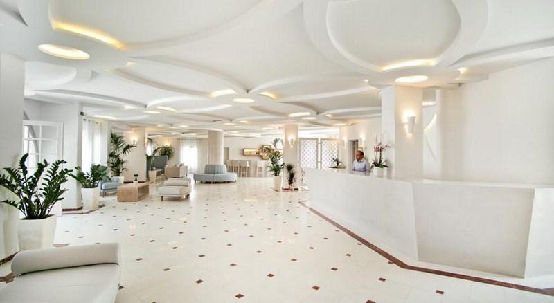 Santorini Palace