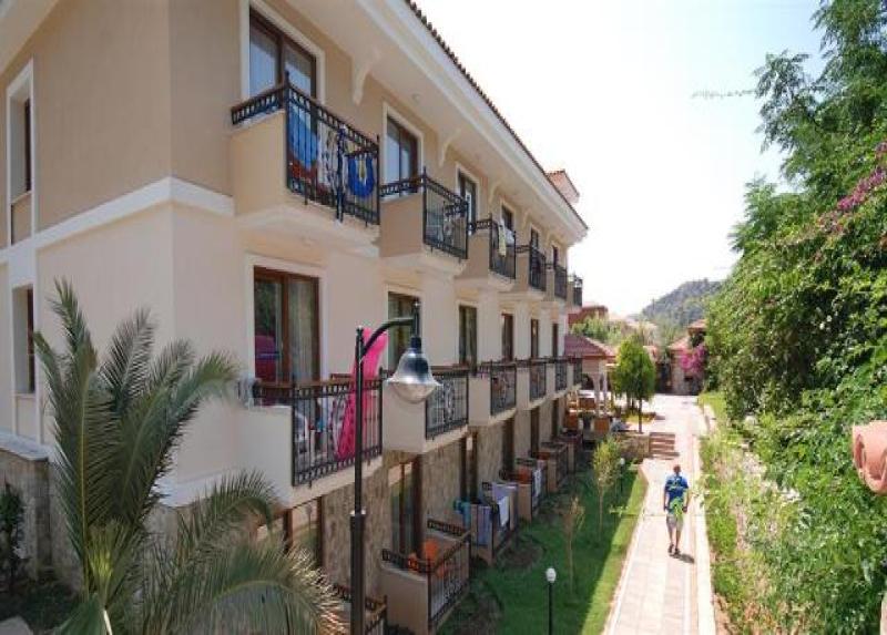 Perdikia Beach Hotel
