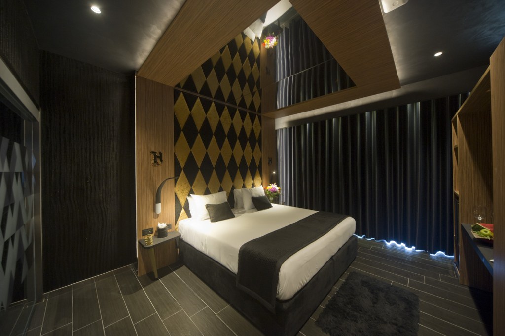 H Hotel