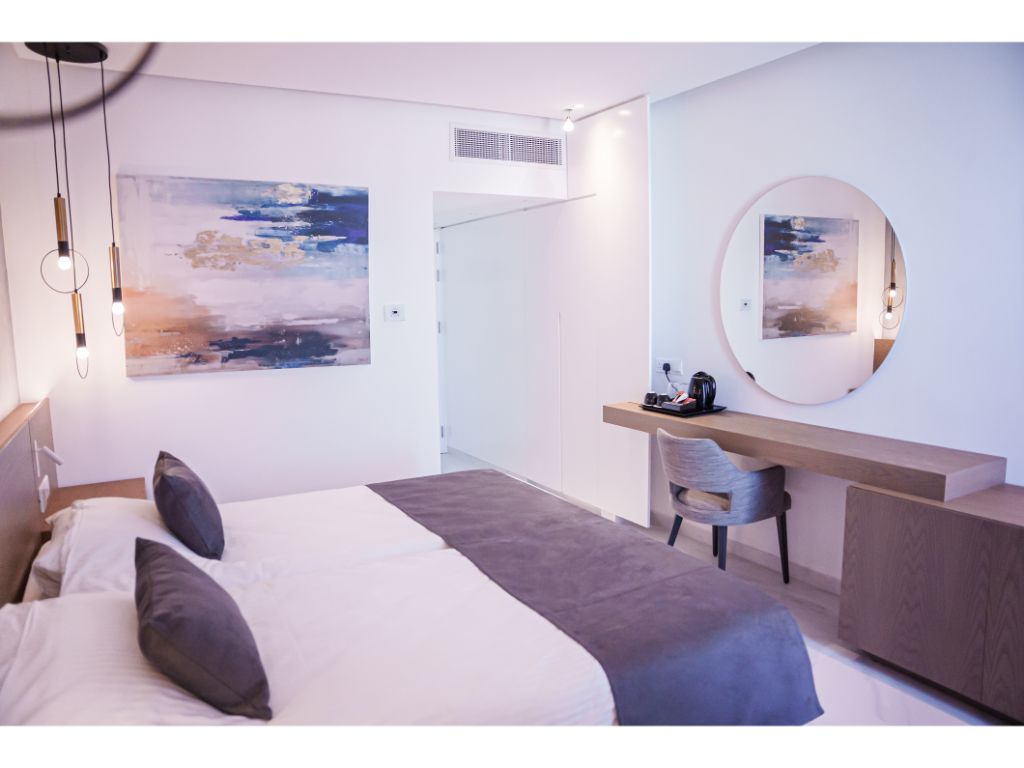 Pavlonapa Beach Hotel