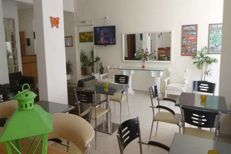 Vila Karafelas