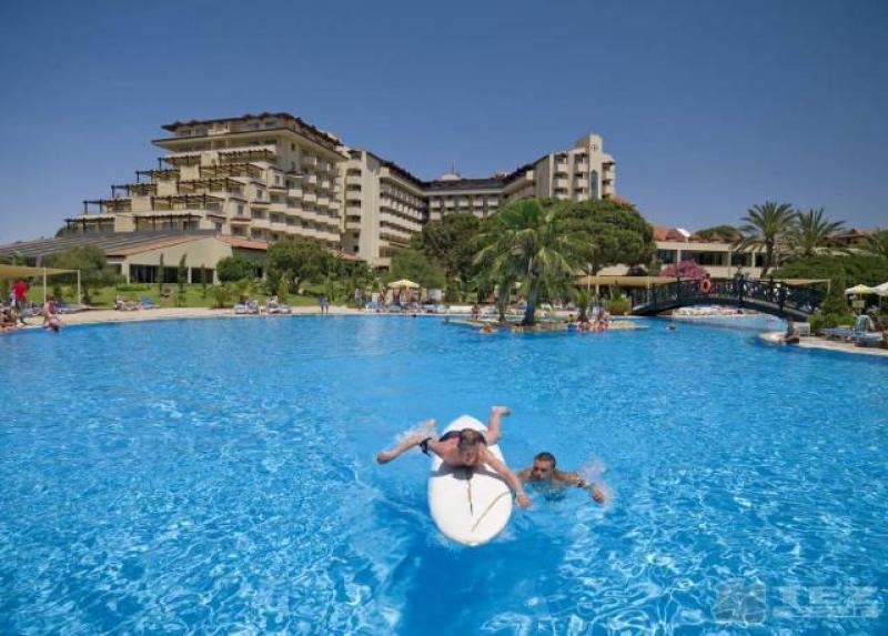 Bellis Deluxe Hotel