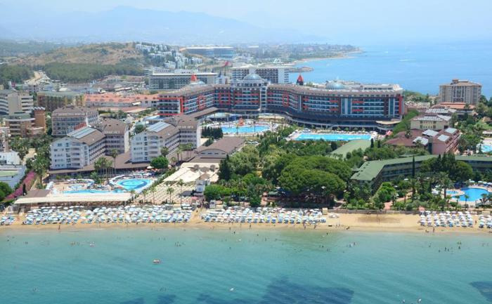 Hotel Lonicera World