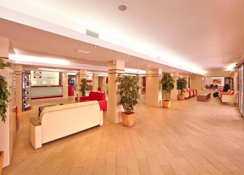 Caribbean Bay Hotel