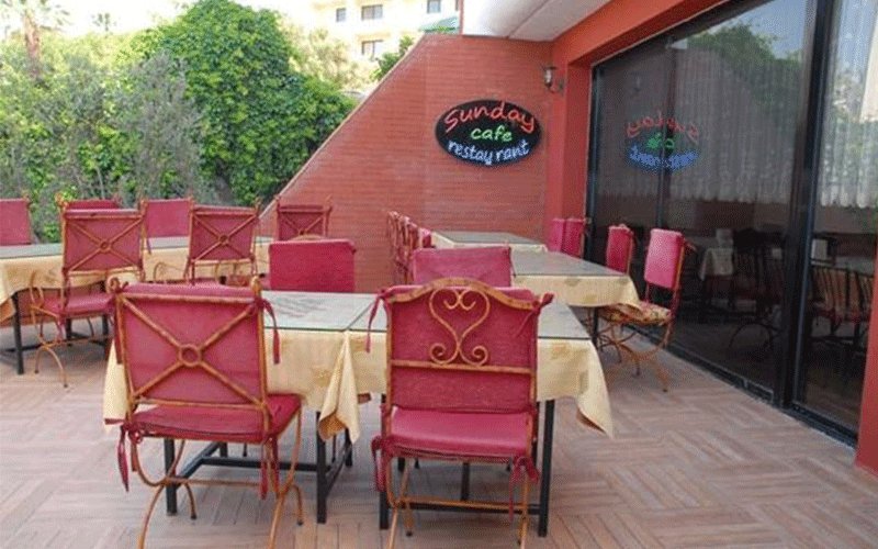 Hotel Sunday