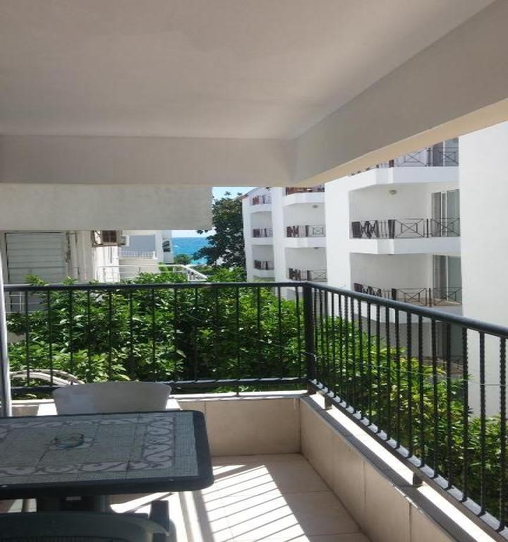 Hotel Romeo Beach