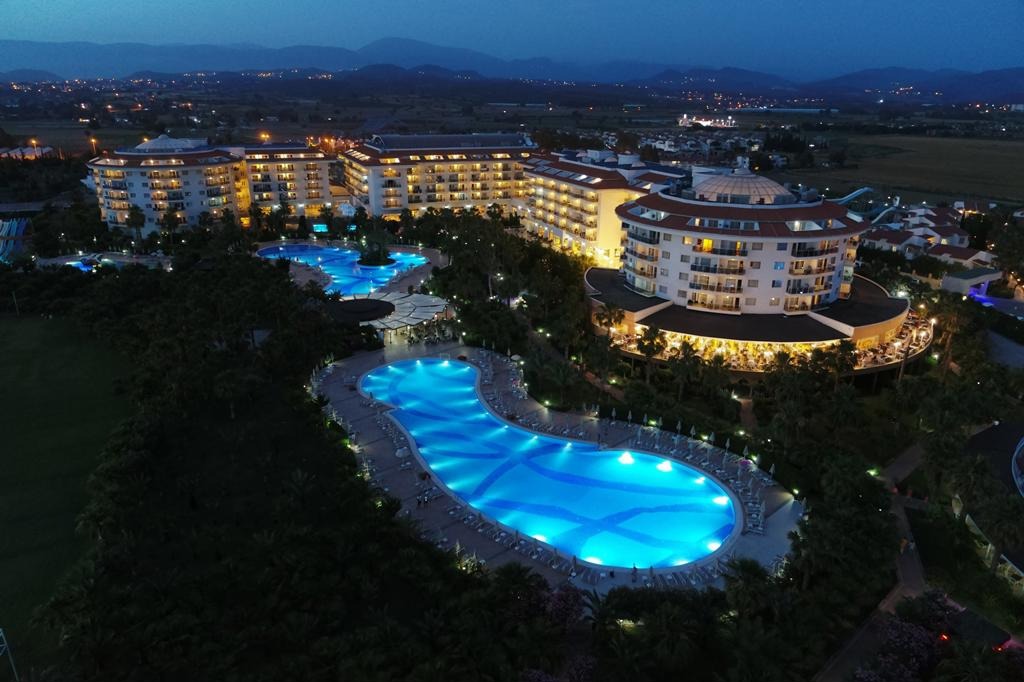Seaden Sea World Resort & Spa