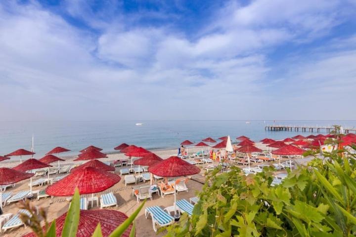 Holiday Garden Resort