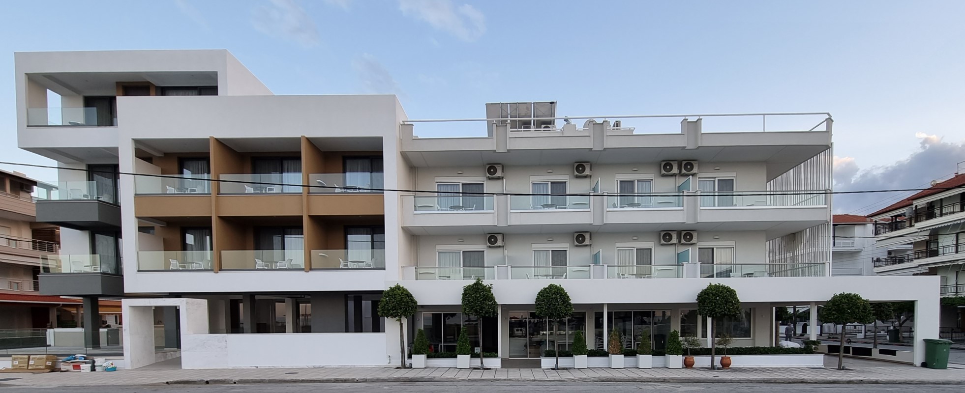 Aqua Suites 2