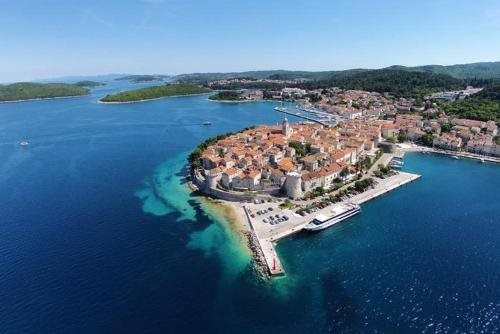 Hotel Lumbarda