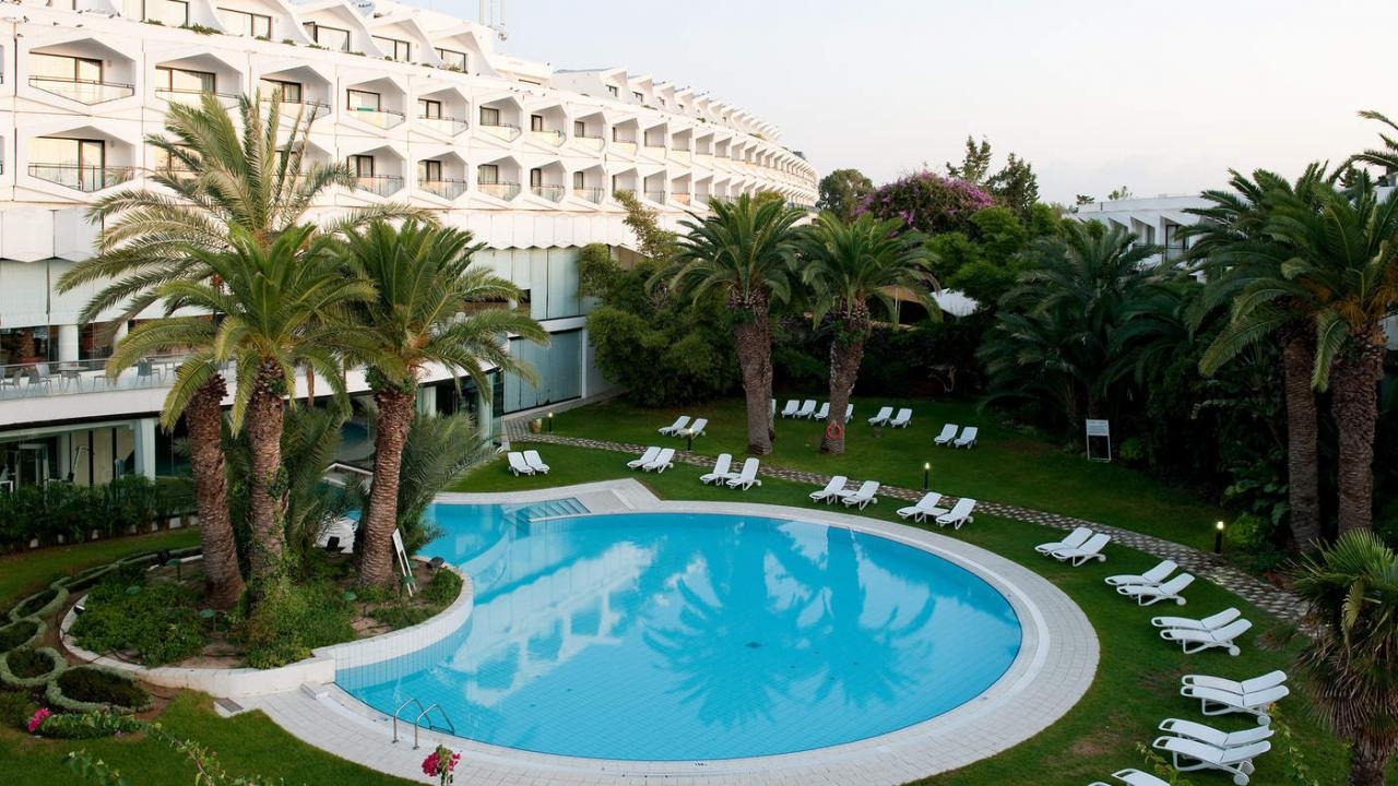 Sentido Phenicia Hotel