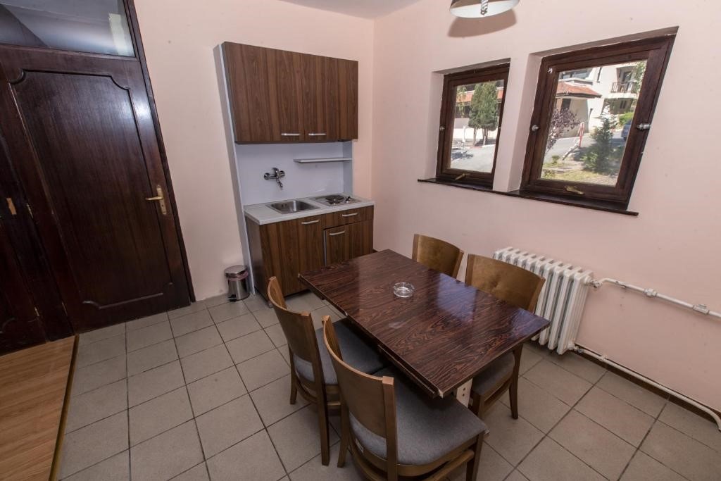 Hotel Desaret