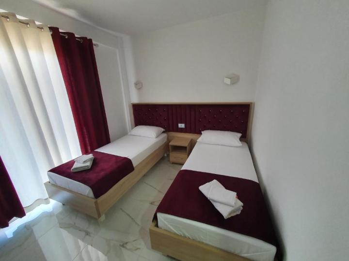 Hotel Solis ex Eksamilia