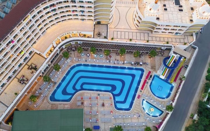 OZ Hotels Sui Resort