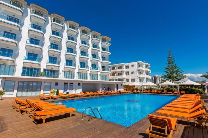 Hotel Saranda Palace