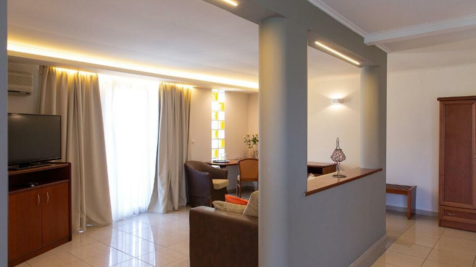 Hotel Anais