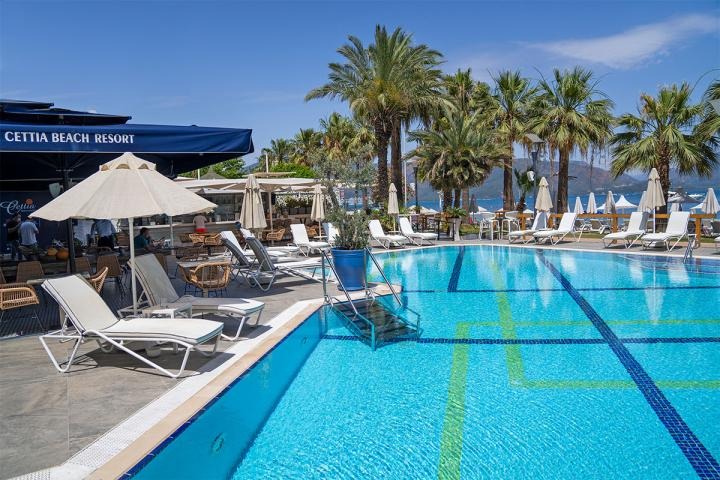 Hotel Cettia Beach Resort