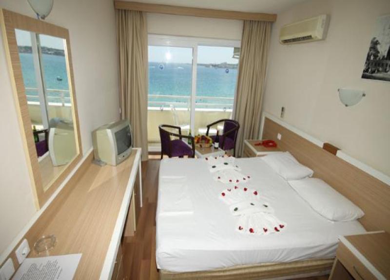Tuntas Beach Hotel