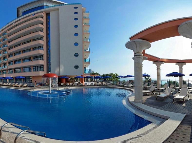 Astera Hotel & Spa