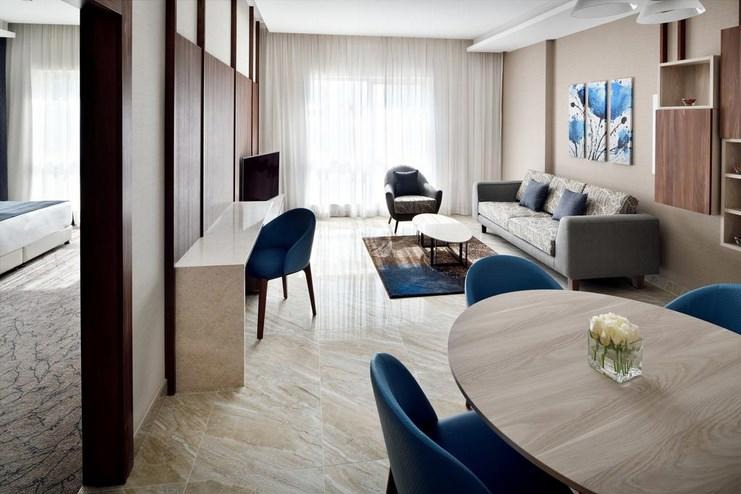 Movenpick Hotel & Apartments Downtown