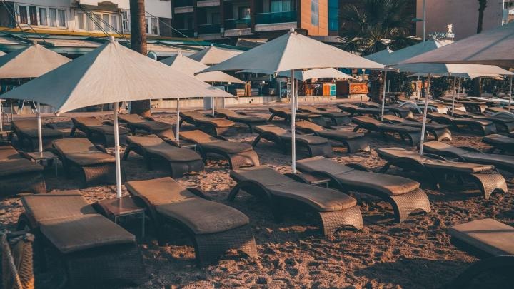 Honeymoon Beach Hotel