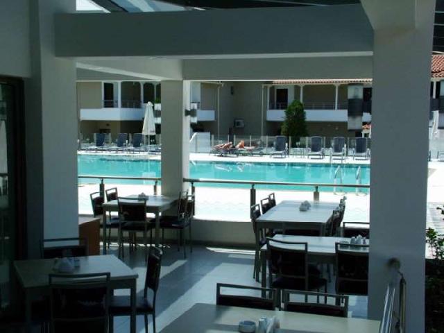 Hotel Lagomandra Beach and Suties