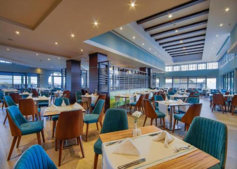 Limak Lara Deluxe Hotel