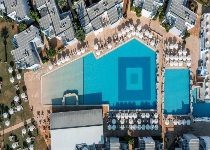 Atlantica Callisto Hotel