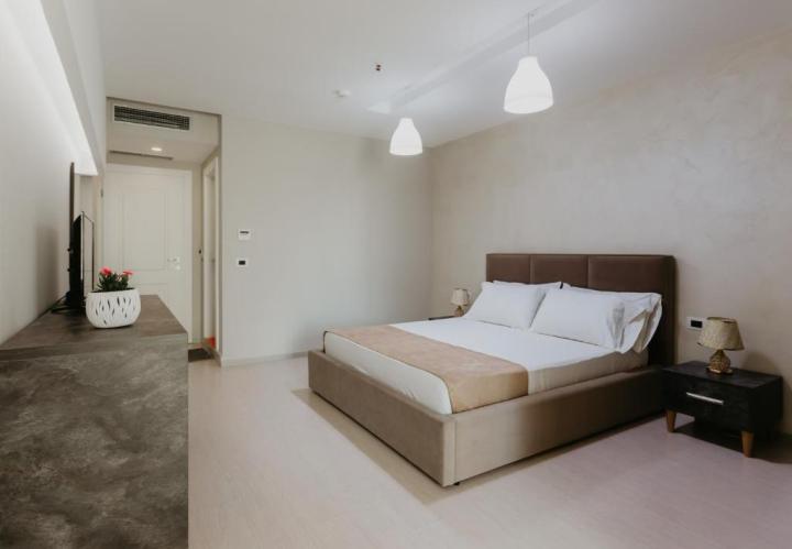 Hotel Miki