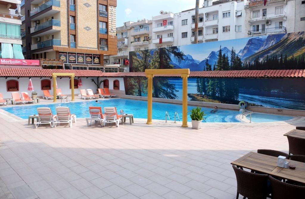 Duqqan Deluxe Hotel (ex. Dabaklar Hotel)