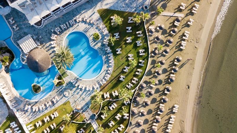 Golden Bay Hotel