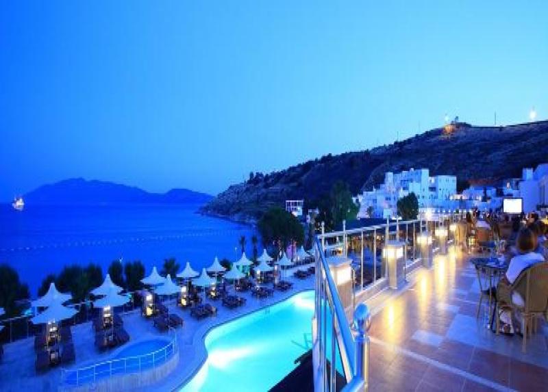 Azka Hotel