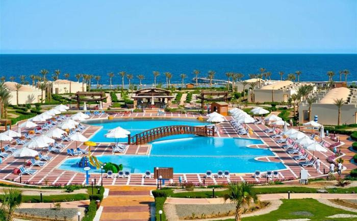 Hotel Amarina Queen Resort and Park