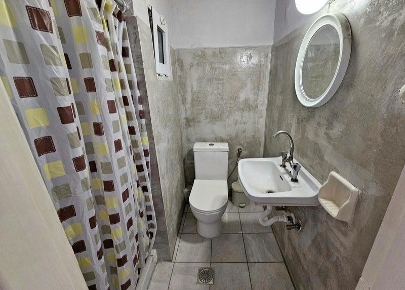 Loutrouvia Hotel