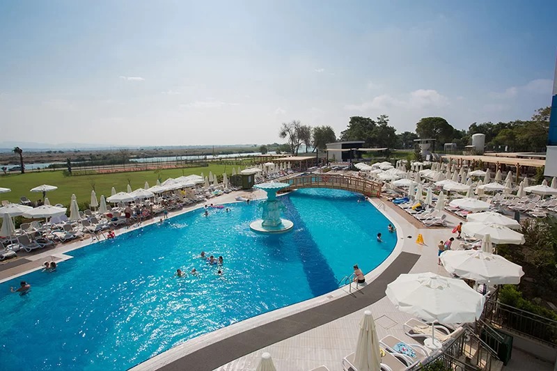 Water Side Resort & Spa Hotel
