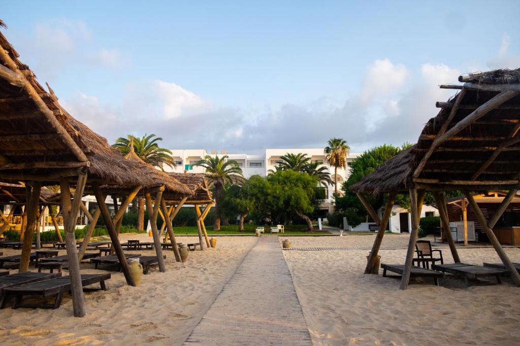 The Orangers Beach Resort & Bungalows