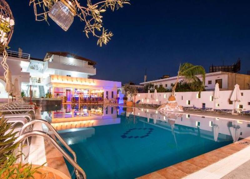 Tina Plus Hotel