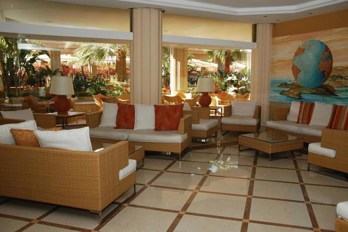 Acacia Resort