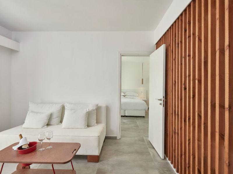 So White Club Resort